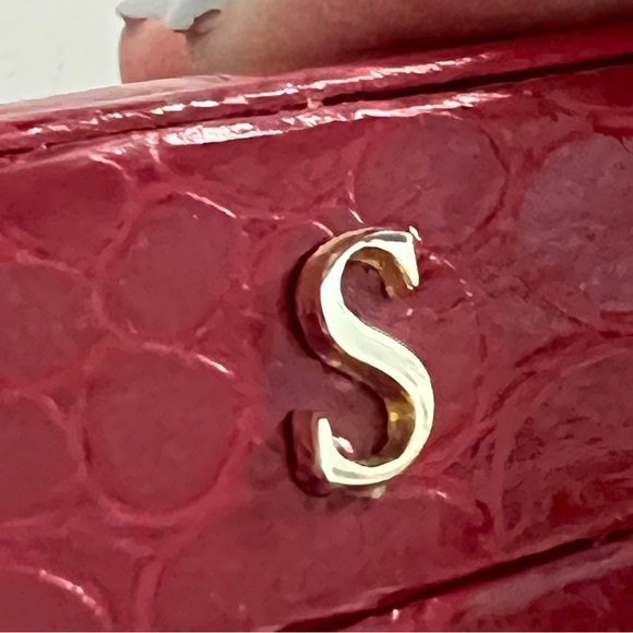 Faux Alligator Red Box "S" initial gold-tone Satin-lined 2 x 2 x 1.25h - Picture 4 of 8